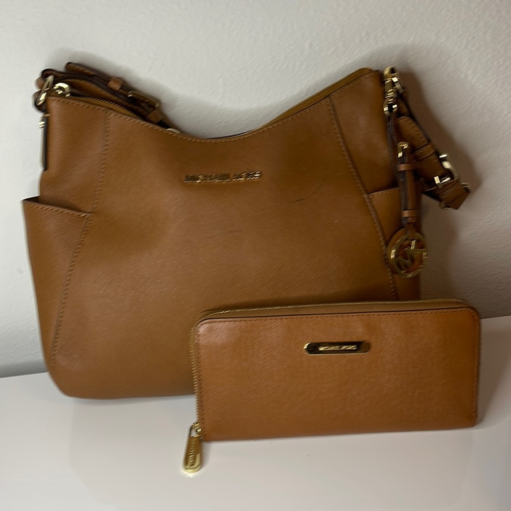 Michael Kors Purse & Wallet